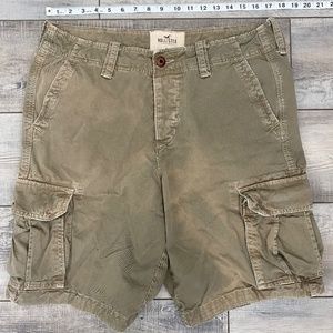 Hollister Men’s Olive Green Cargo Shorts